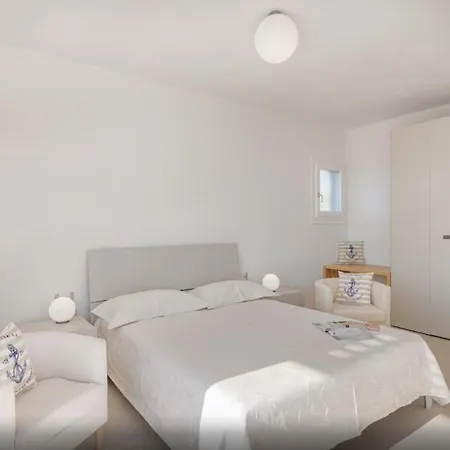 Nice Place In Apartment
