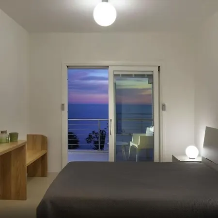 Nice Place In Apartment *